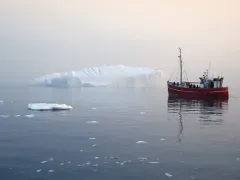 IMG_Maritime_Scientific Vessel_Shutterstock_292134422_L_041119