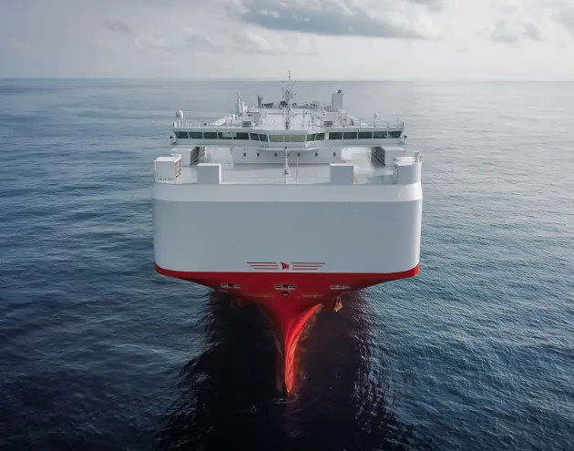 A view of the Siem Confusius shift navigating open waters