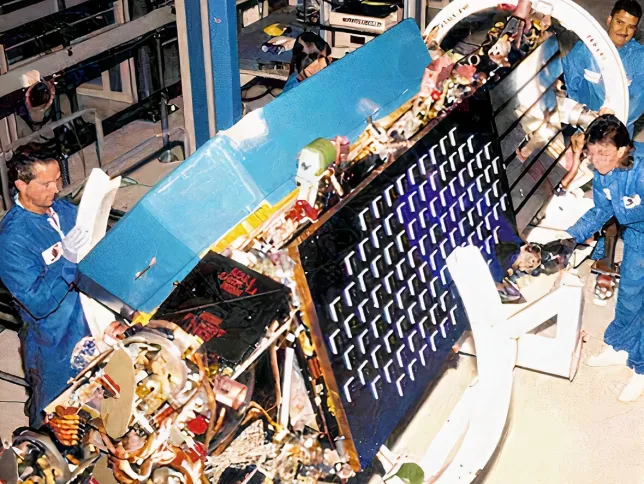 Iridium Satellite Communications History Museum 