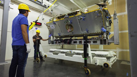 Iridium Celebrates as the First Satellite Engineering Model for Iridium NEXT is Completed